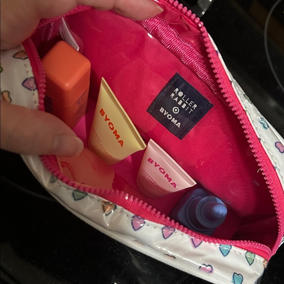 Roller Rabbit Colorful Skincare Set - Picture 4 of 4